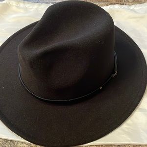 Black fedora with red lining